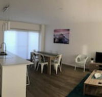 Santa Monica Lodge - Redcliffe Tourism