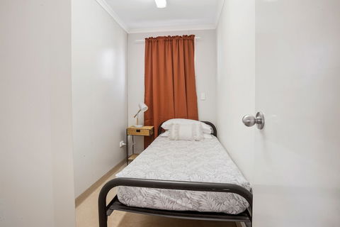 Karratha Caravan Park - Redcliffe Tourism 2