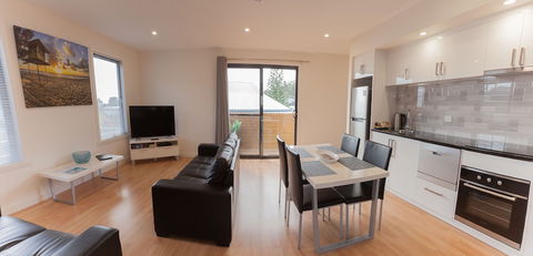 Apartments On Fraser Bicheno - Redcliffe Tourism 1