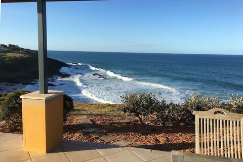 OceanScape Luxury Beachfront Villas - Redcliffe Tourism 3