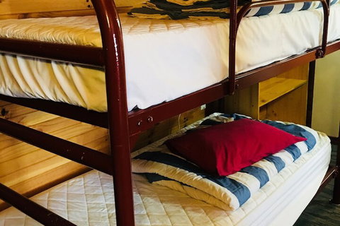 Anglers Reach Lakeside Village - Redcliffe Tourism 4