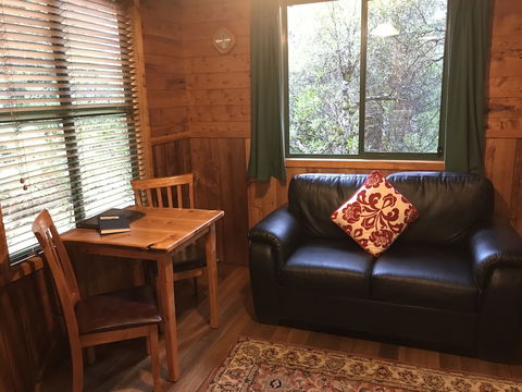 Cradle Mountain Highlanders Cottages - Redcliffe Tourism 6