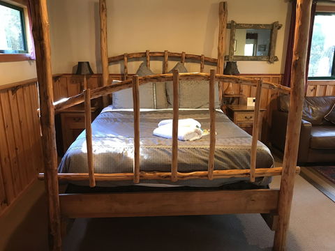 Cradle Mountain Highlanders Cottages - Redcliffe Tourism 2