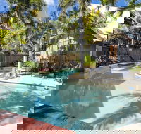Pure Magnetic Villa 9 - Redcliffe Tourism