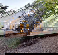 White Cottage - Redcliffe Tourism