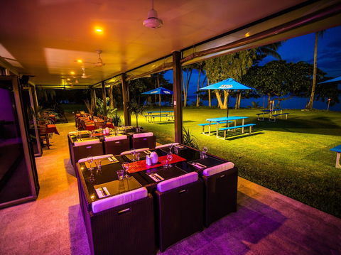 King Reef Resort - Redcliffe Tourism 3