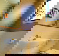 LUXE at Sanctuary Cove - Redcliffe Tourism