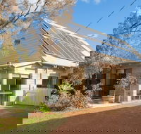 Spa Cottage - Redcliffe Tourism
