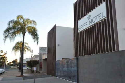 The Griff Motel - Redcliffe Tourism 2