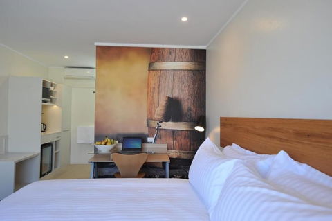 The Griff Motel - Redcliffe Tourism 5