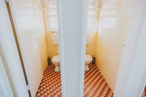 The Duke Of Wellington Hotel - Redcliffe Tourism 4
