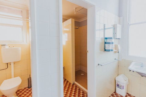 The Duke Of Wellington Hotel - Redcliffe Tourism 2