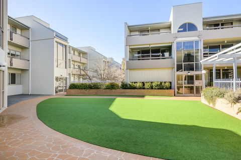 Accommodate Canberra The Summit - Redcliffe Tourism 3
