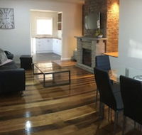 3ree Spacious  charming Apartment - Redcliffe Tourism