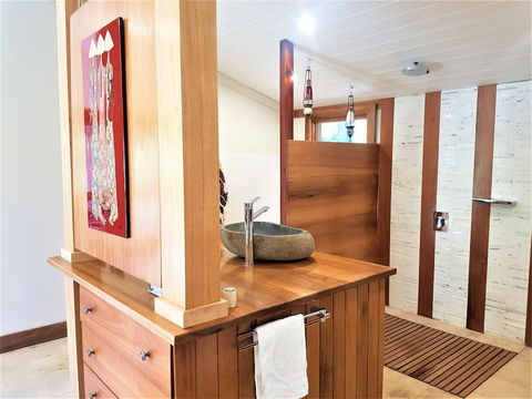 Palm Grove Rainforest Retreat - Redcliffe Tourism 3