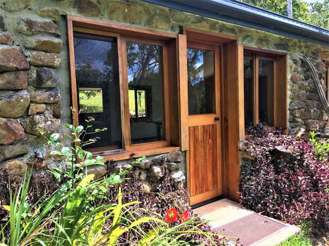 Palm Grove Rainforest Retreat - Redcliffe Tourism 2