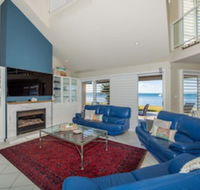 Waterfront Wonderland Foreshore Drive 41 - Redcliffe Tourism