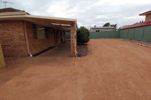 Cozy Stay At Dunstan - Redcliffe Tourism 4