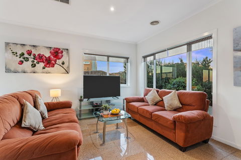 City Condo - Melbourne - Redcliffe Tourism 3