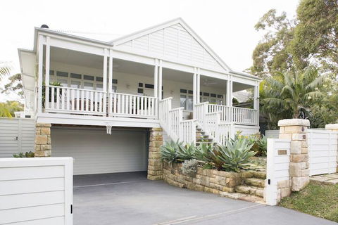 A PERFECT STAY - Coonanga Beach House - Redcliffe Tourism 1