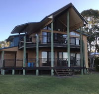 DRIFTWOOD - Redcliffe Tourism