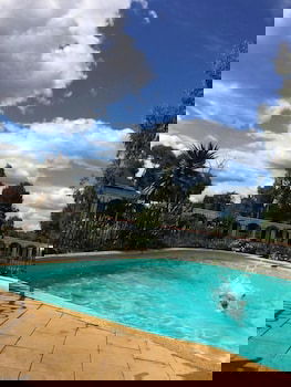 Azalea Motel - Redcliffe Tourism 4