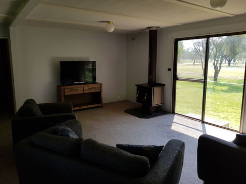 CluBarham Golf Resort - Redcliffe Tourism 3