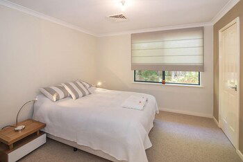 Nature Retreat - Redcliffe Tourism 3