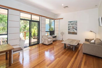 Nature Retreat - Redcliffe Tourism 0