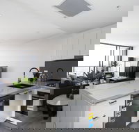 Panoramic Views AMAZING Location Brand New - Redcliffe Tourism