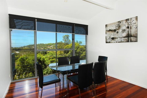 224 Centenary Heights Road Coolum Beach 500 Dollar Bond Linen Included - Redcliffe Tourism 6