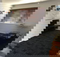 Nerang 66 House - Redcliffe Tourism