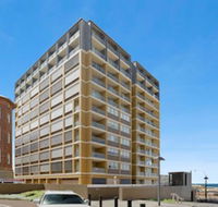 Beau Monde Apartments Newcastle - The York - Redcliffe Tourism