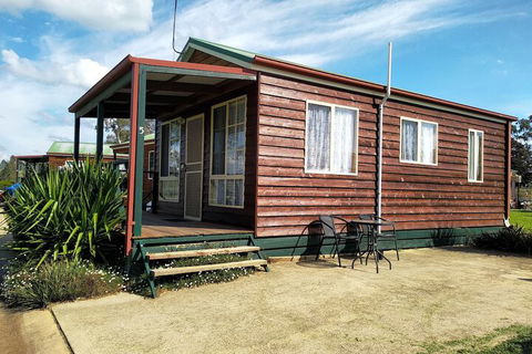 Holbrook Motor Village - Redcliffe Tourism 4