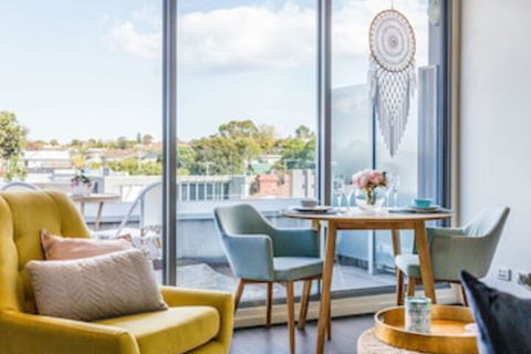 Exquisite 1 Bedroom In Stylish Malvern - Redcliffe Tourism 0