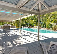Deep Blue 8 - Redcliffe Tourism