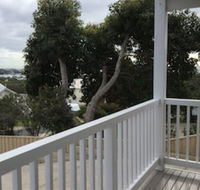 Apartment with views - Redcliffe Tourism