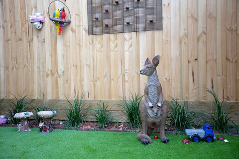 AUJOY 3 Bed Townhouse Burwood 3 - Redcliffe Tourism 1