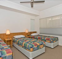 Deep Blue 20 - Redcliffe Tourism