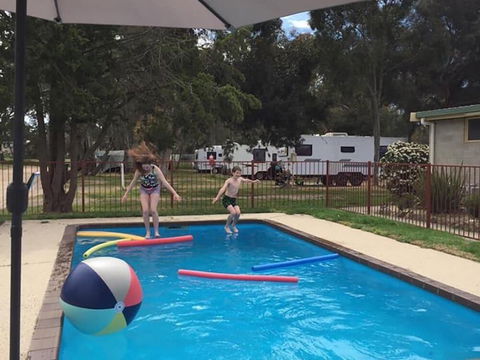 Acacia Caravan Park - Redcliffe Tourism 0
