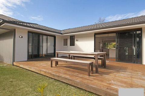 Hibiscus House Sawtell NSW - Redcliffe Tourism 7