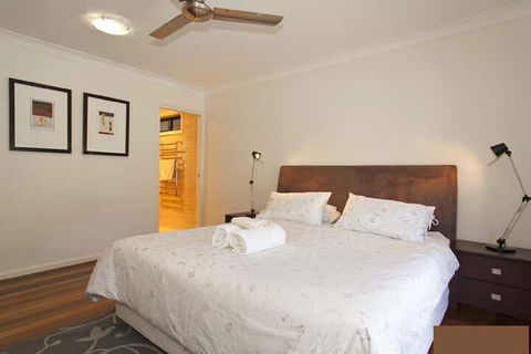 Hibiscus House Sawtell NSW - Redcliffe Tourism 6