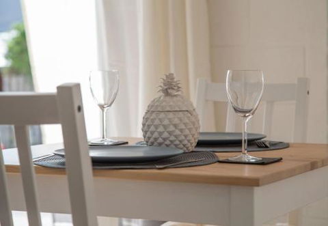 New Aptmnt Only 5 Mins To Mona Gallery - Redcliffe Tourism 0