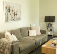 Two Bedroom Gem Short Drive to MONA - Redcliffe Tourism