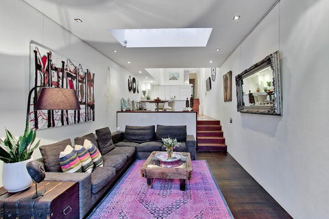 Luxury 3 Bed Terrace House Close To Sydney CBD - Redcliffe Tourism 5