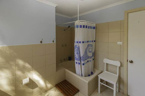 Tranquillity On Riverview 33 Riverview Drive - Redcliffe Tourism 3