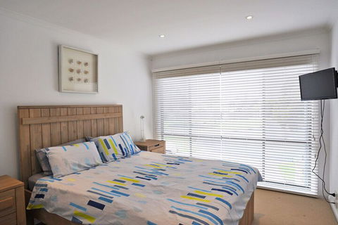 Bliss Close TO Town - Redcliffe Tourism 7