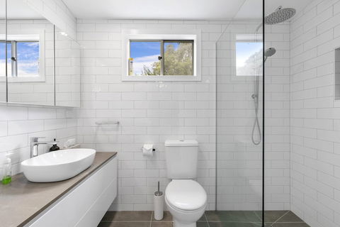 Inlet Dreaming Free Wifi - Redcliffe Tourism 3