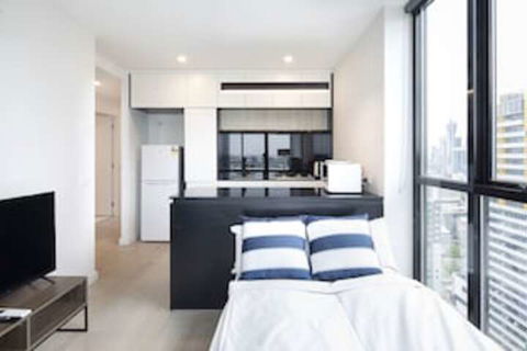 Crown Boutique S Collection - Redcliffe Tourism 0