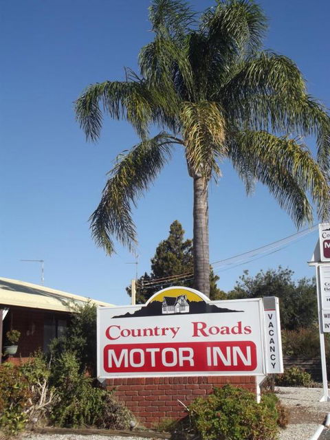 Country Roads Motor Inn - Redcliffe Tourism 5